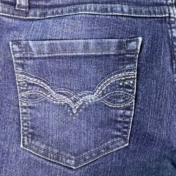 D Jeans Womens Size 12 Blue Denim Stretch Capri Mid Rise 34x19 E728 - Picture 6 of 11